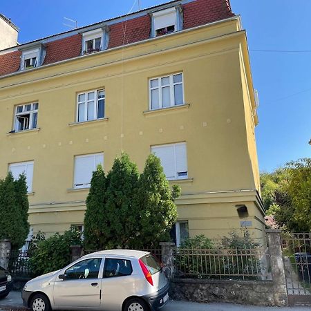 Апартаменты Apartman Casalope Загреб Экстерьер фото
